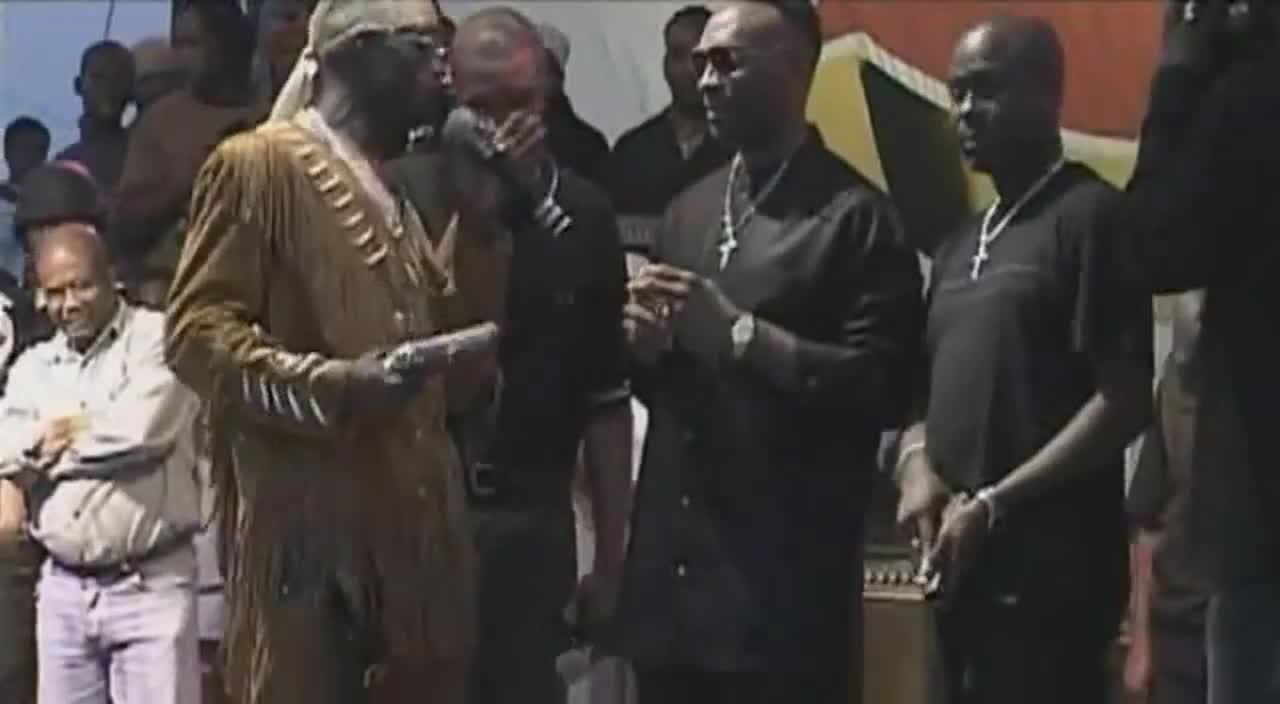 Sting 2002